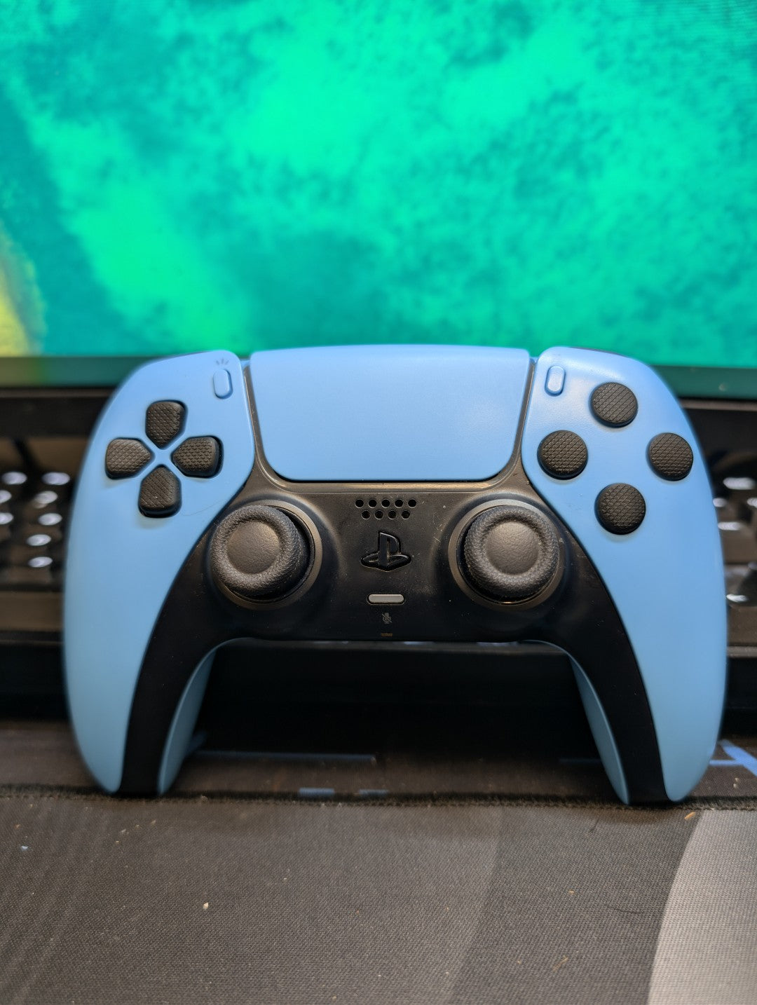 Custom Pre-Built Blue Ps5 Controller with TMR Joysticks and Clicky D-Pad & Bumpers/Trigger buttons